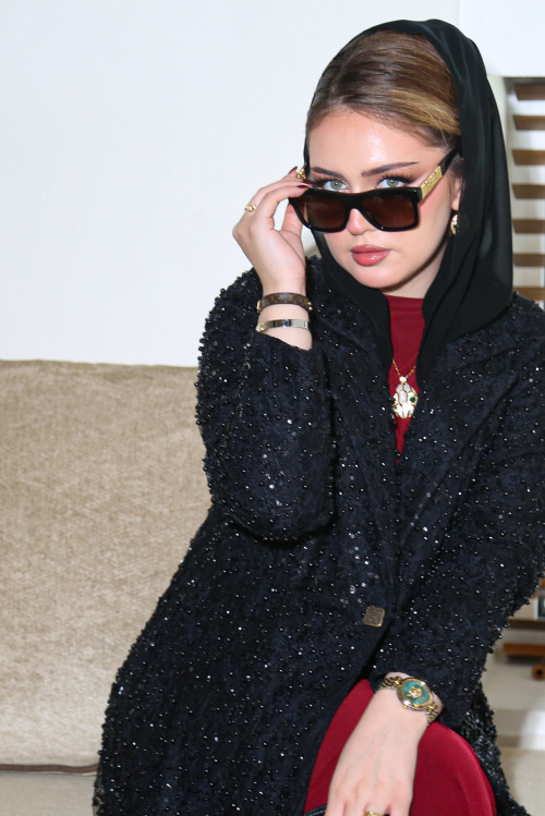 عباية مناسبات سوداء فاخرة