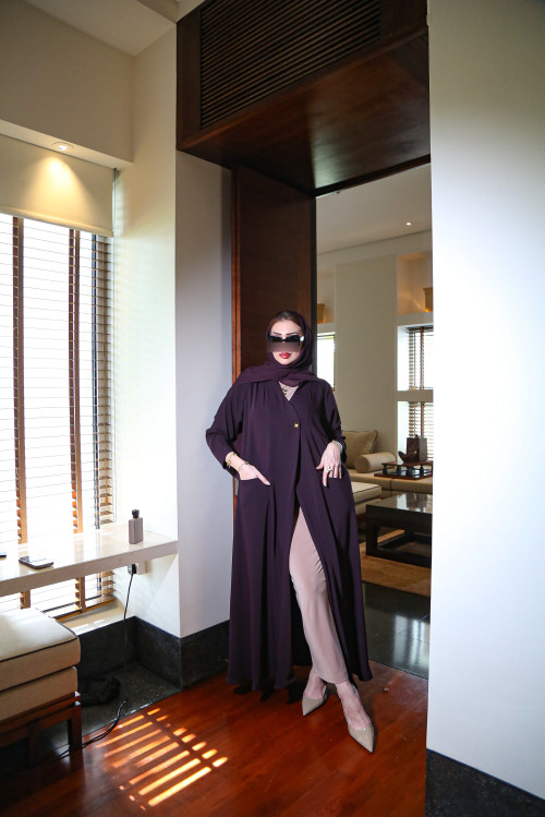 عباية عملية- Deep Plum