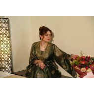 ثوب تراثي ( زيتي)