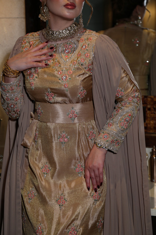 فستان فاخر (Champagne Gold)