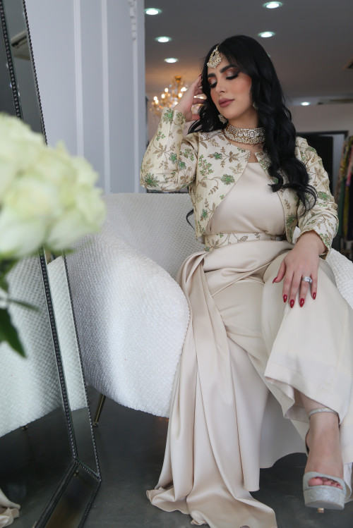 Elegant creamy jumpsuit 