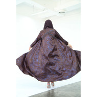 Viscose abaya with a luxurious check on the back