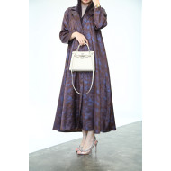 Viscose abaya with a luxurious check on the back