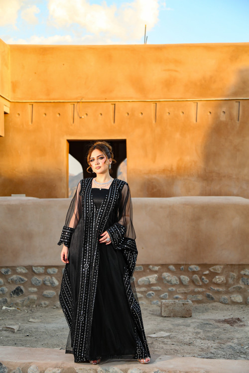 دراعة بلون اسود ملكي