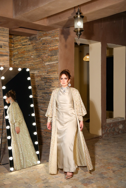 بشت عاجي فاخر— Moonlight