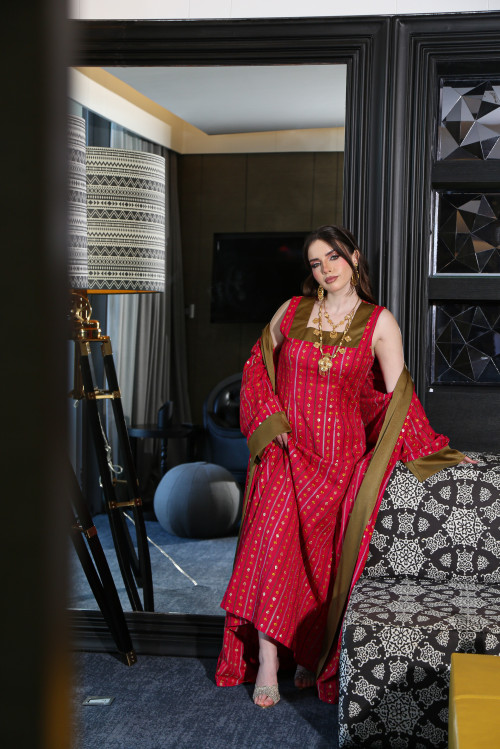 بشت لينن - فوشيا