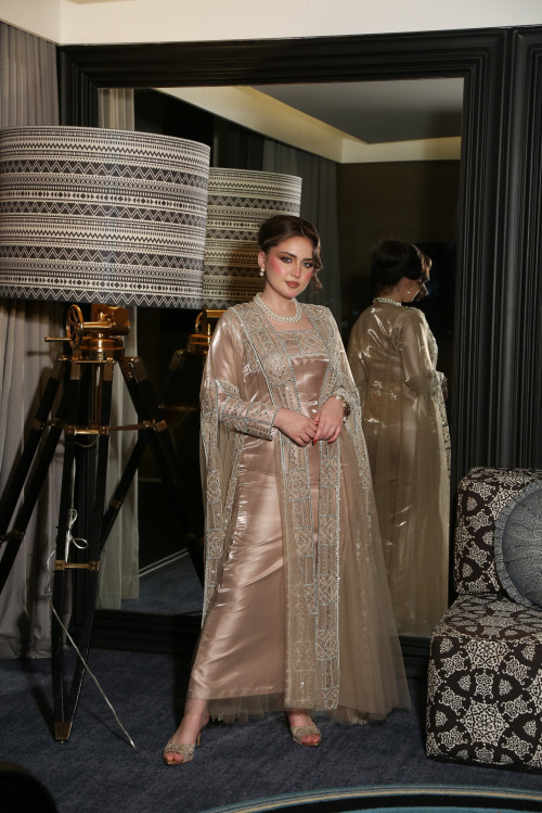 كلاسيك- Champagne beige