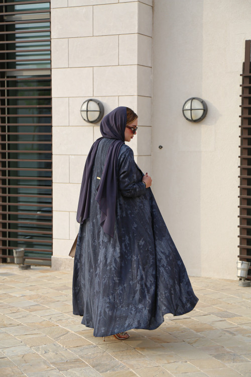 عباية لينن منقوشة