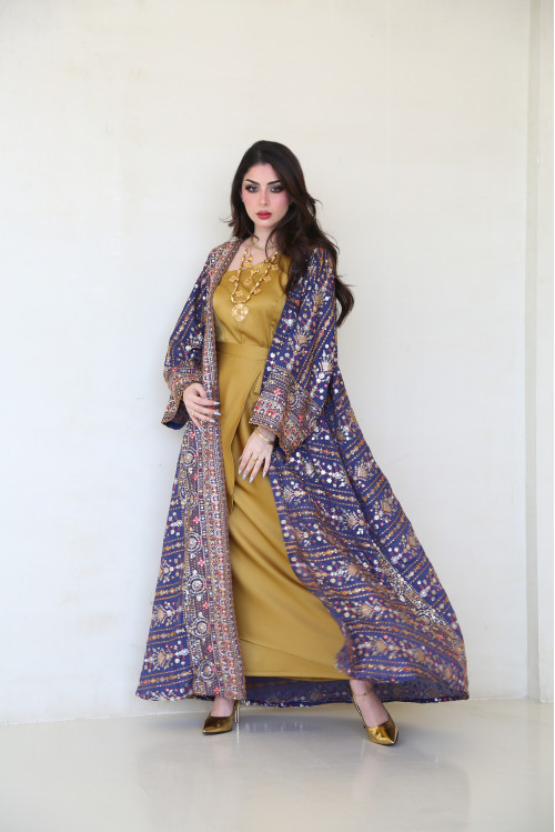 A luxurious navy blue bisht