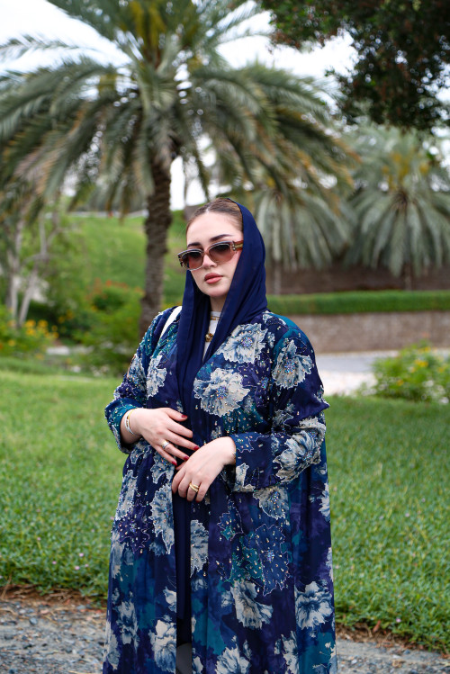 عباية مزخرفة بالزهور – الفاوانيا البحرية