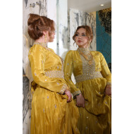 فستان هندي ذهبي