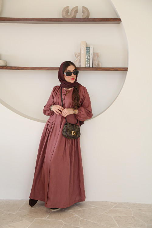 Linen abaya in burgundy