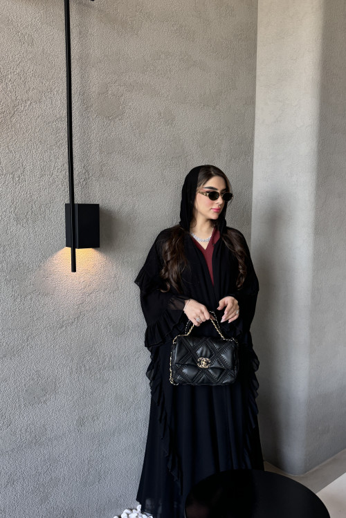 Black pleated abaya