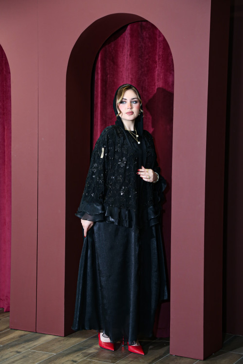 عباية فخمة مخروزة