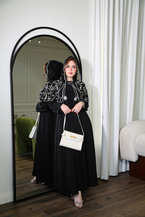 عباية الفخامة مخروزة يدويا