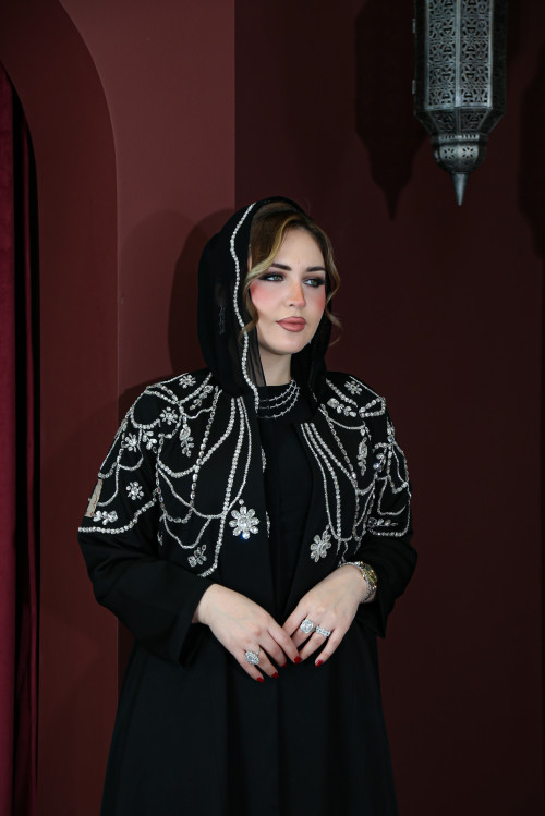 عباية الفخامة مخروزة يدويا