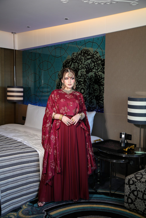 فستان  برغندي  فاخر