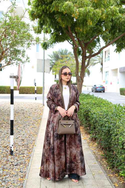 عباية ملونة ناعمه