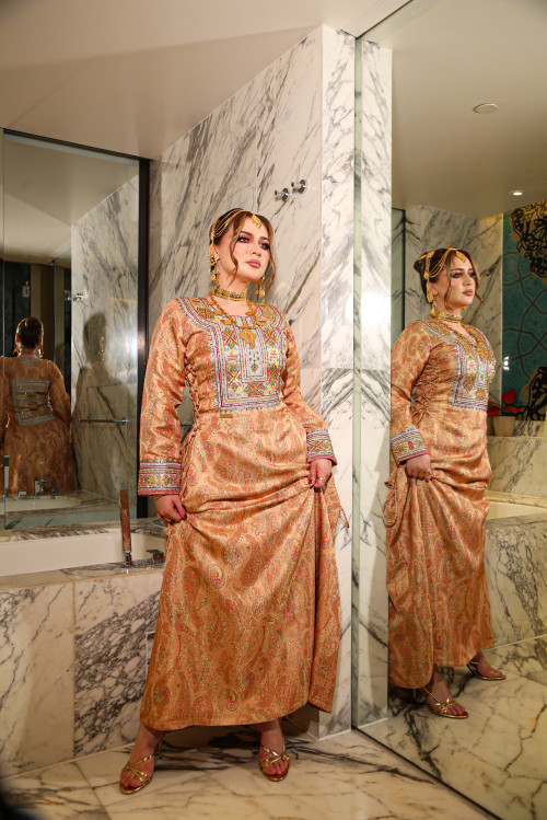 ثوب صوري (بيج)