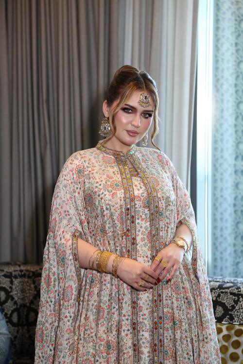 بشت ملكي بقصة الكيب- Royal Cream 