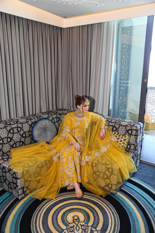 فستان ملكي- Golden yellow