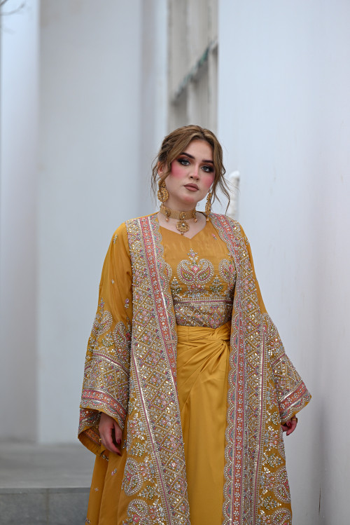 طقم هندي فاخر - Golden Yellow 