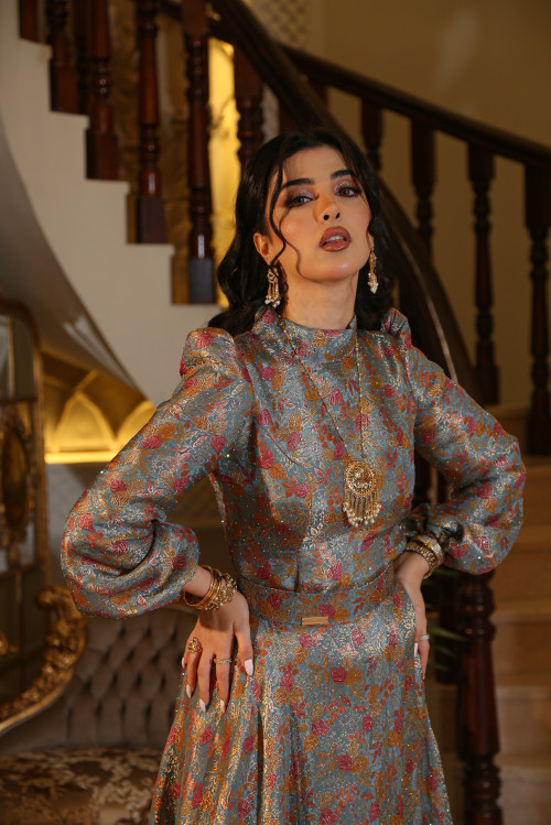 طقم سماوي- skirt set