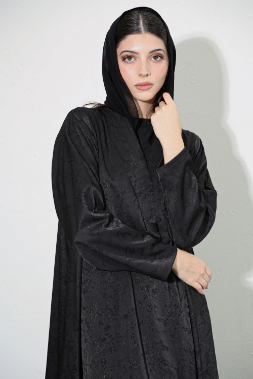Luxurious abaya with small flowers