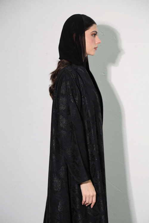 Practical abaya patterned with leaves