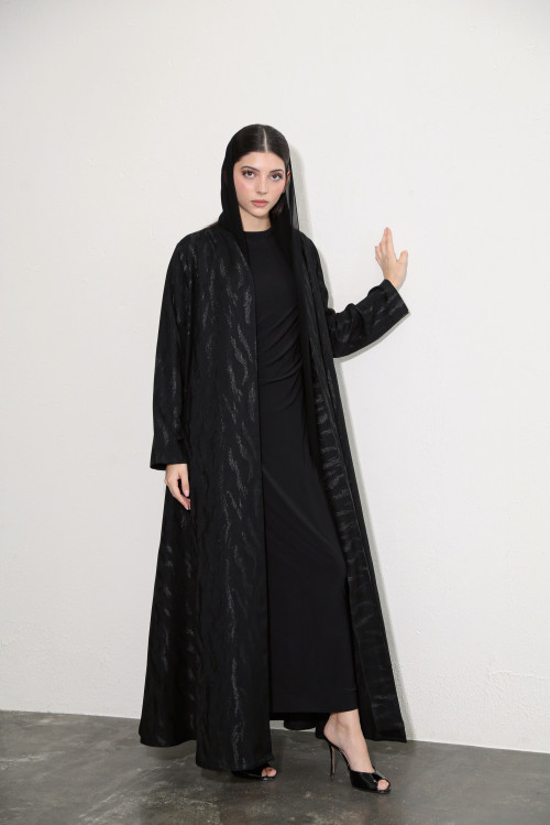 Patterned practical abaya