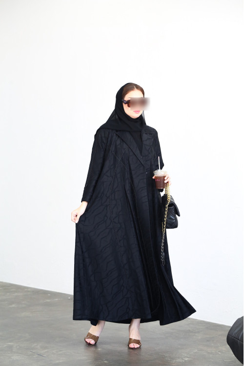 Abaya with black beaded chains