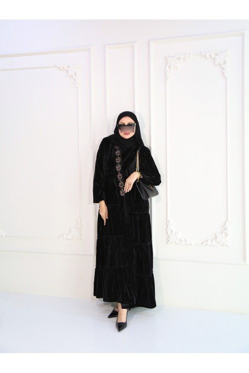 Abaya made of black velvet