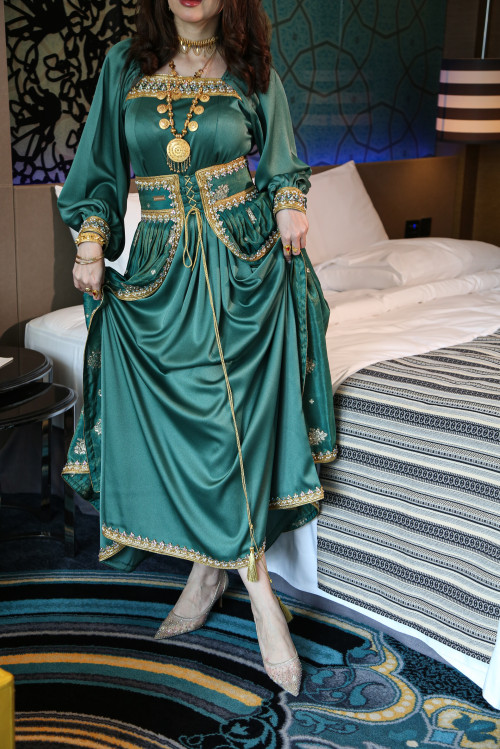 Yasmina (emerald)