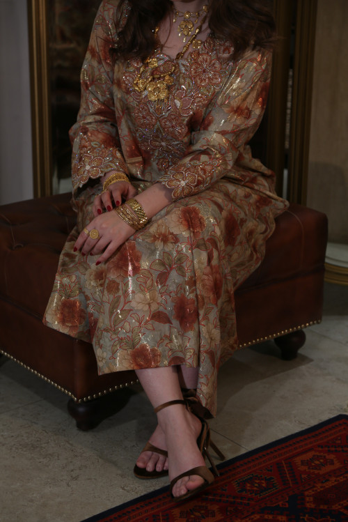 مخور  جاكارد  لامع- Bronze Flowers