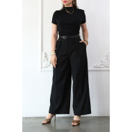 Wide black pants with pleats and a front zipper