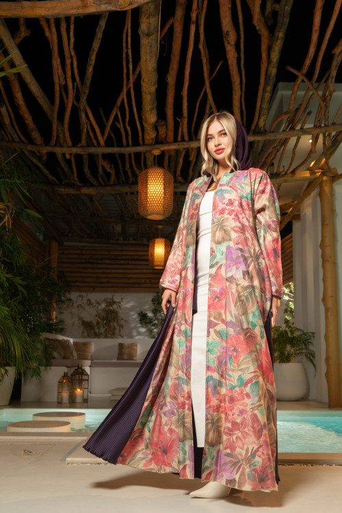 Abaya with printed pleats