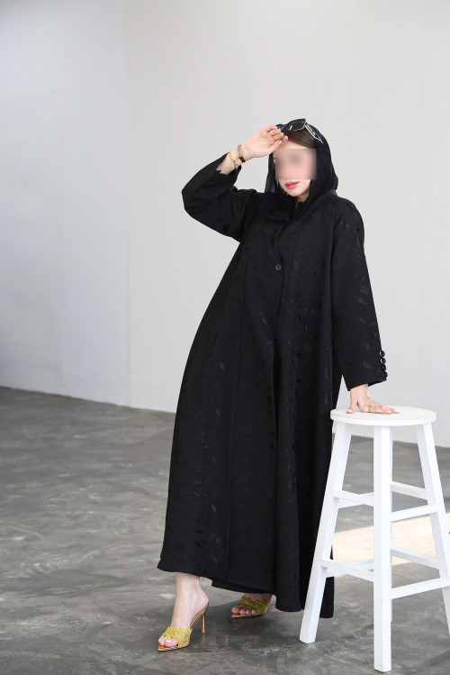 Practical patterned abaya with black buttons