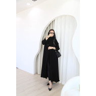 Black crepe abaya with pleats