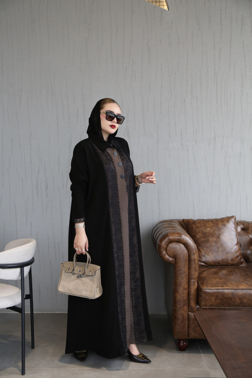 أنتيك بلاك — Antique Black