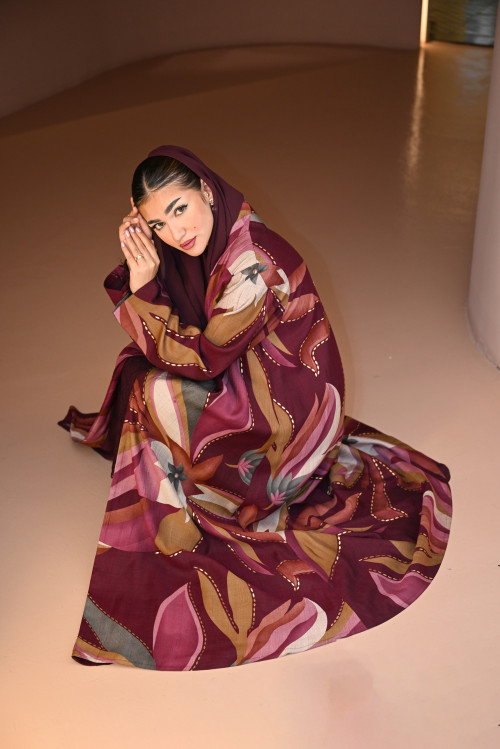 عباية فنية- Artistic Bloom