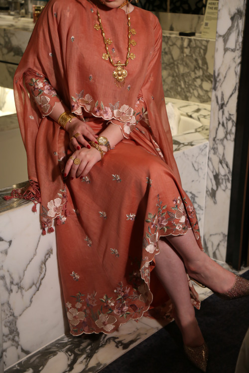 جُلنار- Peaches