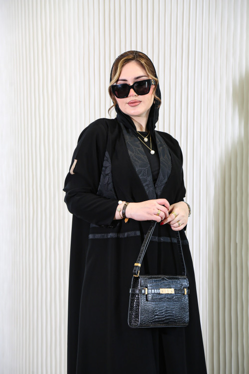 عباية بدمج جاكارد مع كريب 