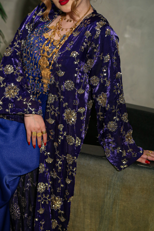 جذابة (نيلي)