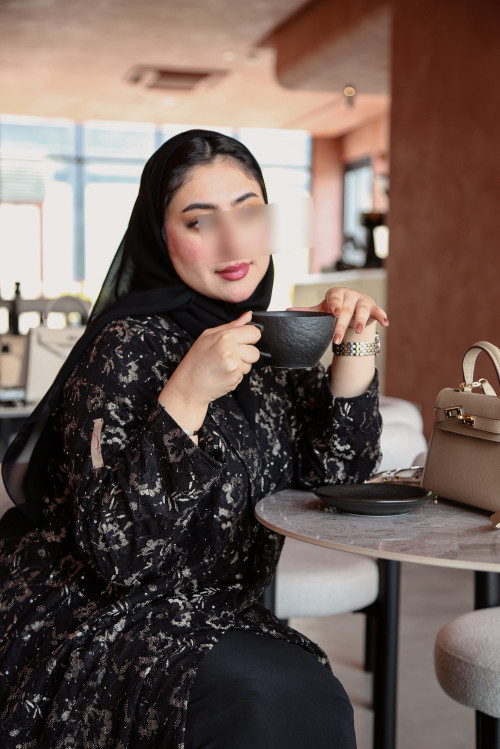 Luxurious French lace abaya in black and gold