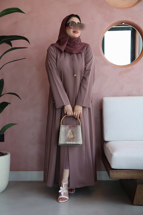 Classic abaya