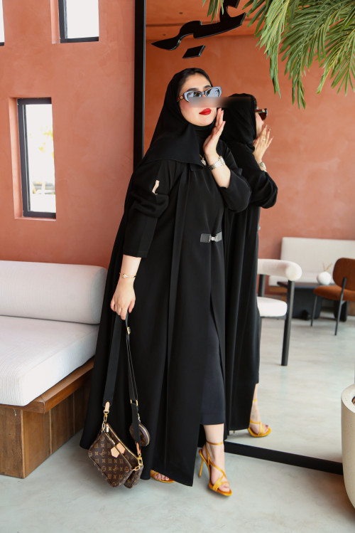 Practical abaya made of Japanese crepe