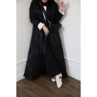 عباية كريب جاكارد منقوشة