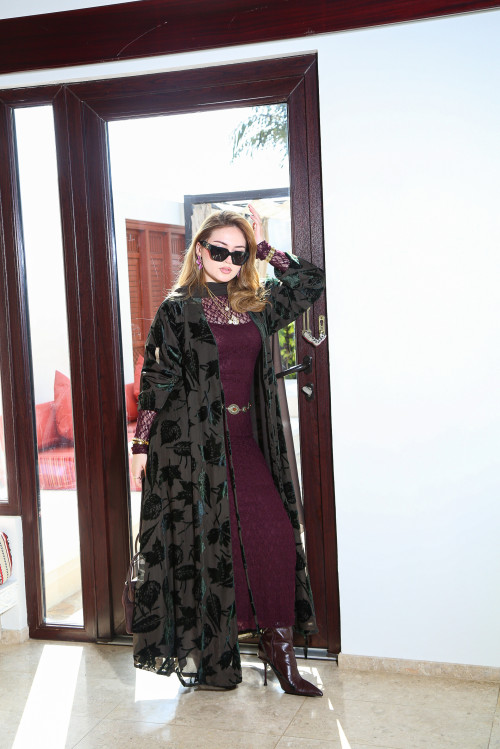 عباية الاوراق المخملية الزيتي الغامقة