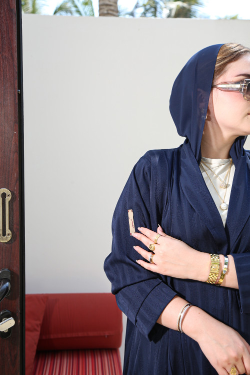 عباية بليزر فاخرة - كحلي