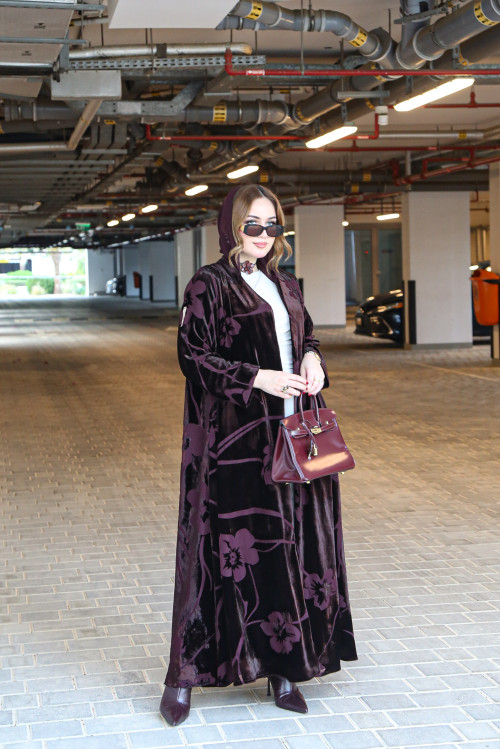 عباية  مخملية- Burgundy